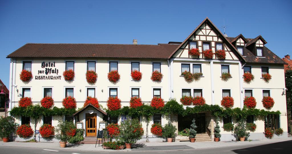 Hotel Zur Pfalz Kandel Exterior foto